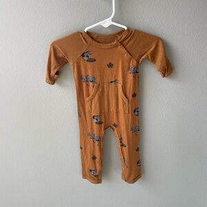 Kyte Baby Bamboo Longall Romper in Print Canadian - Moose and Beaver Print